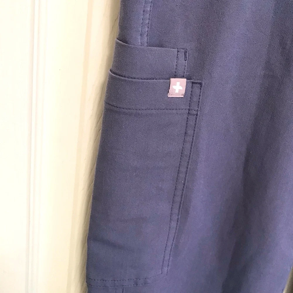 Figs axim men’s